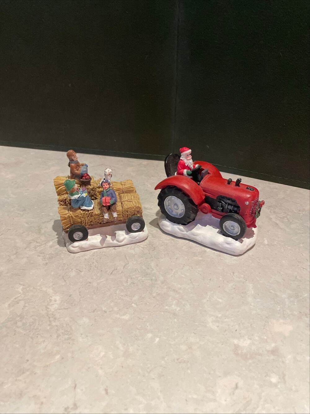 2009 Holiday Time Santa Tractor w trailer decorated for hayride w children NIB